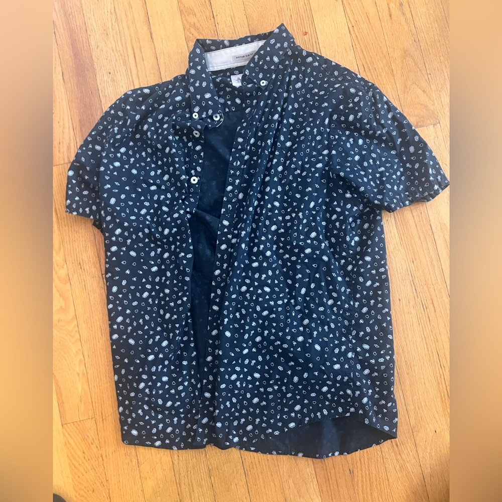 Men’s short sleeve button down penguin